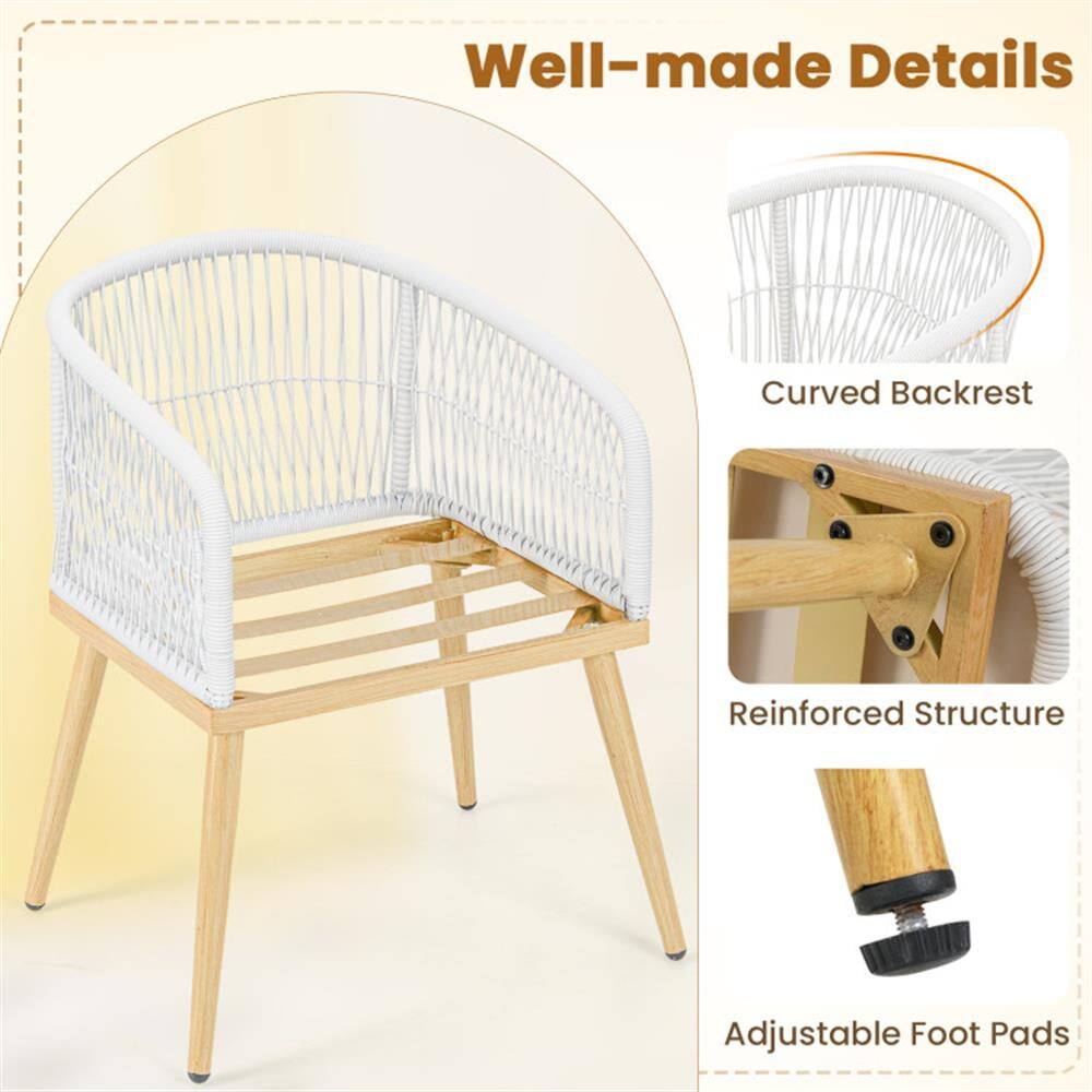 Well-made Details  
Curved Backrest  
Reinforced Structure  
Adjustable Foot Pads