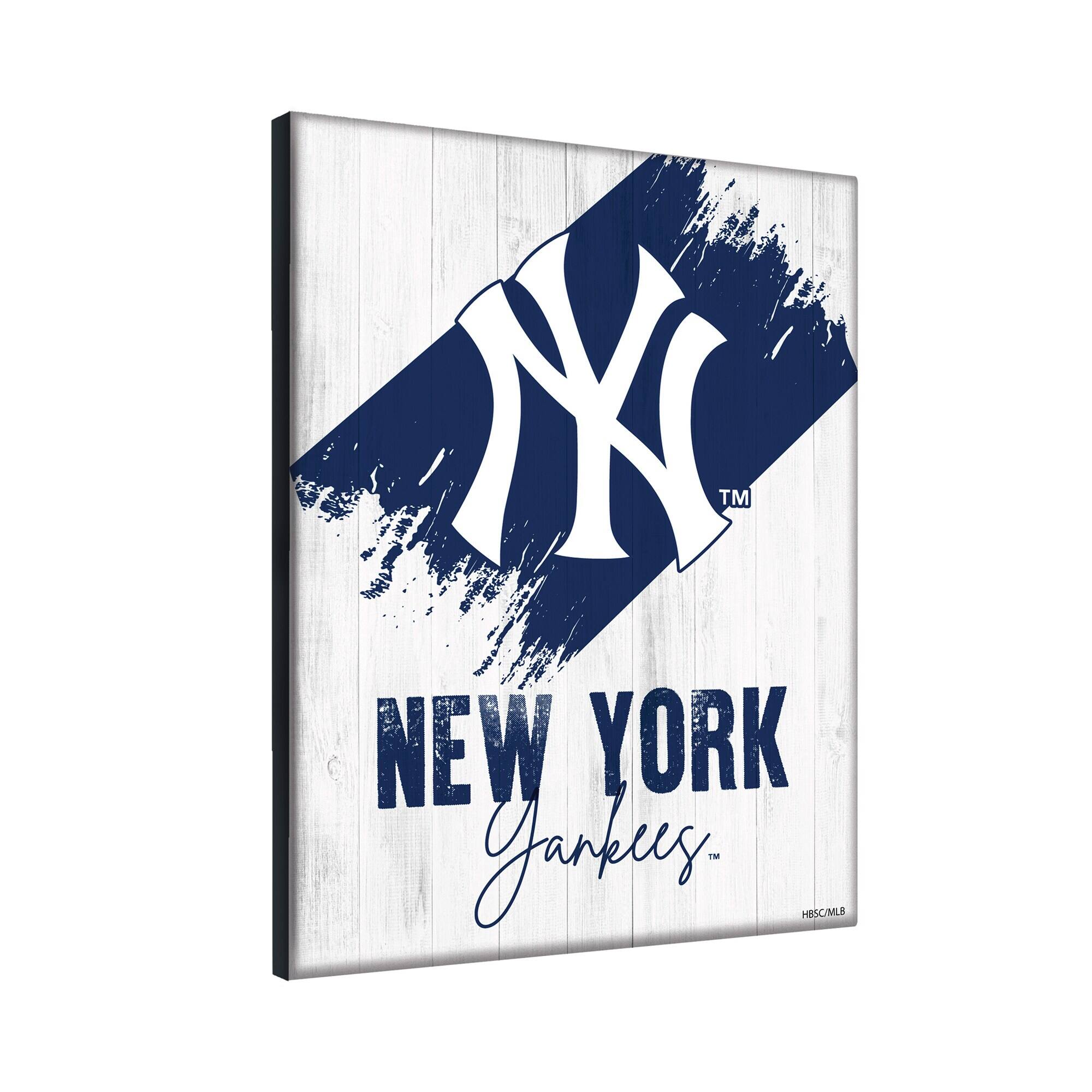 NY  
NEW YORK  
Yankees™  
TM  
HBSC/MLB