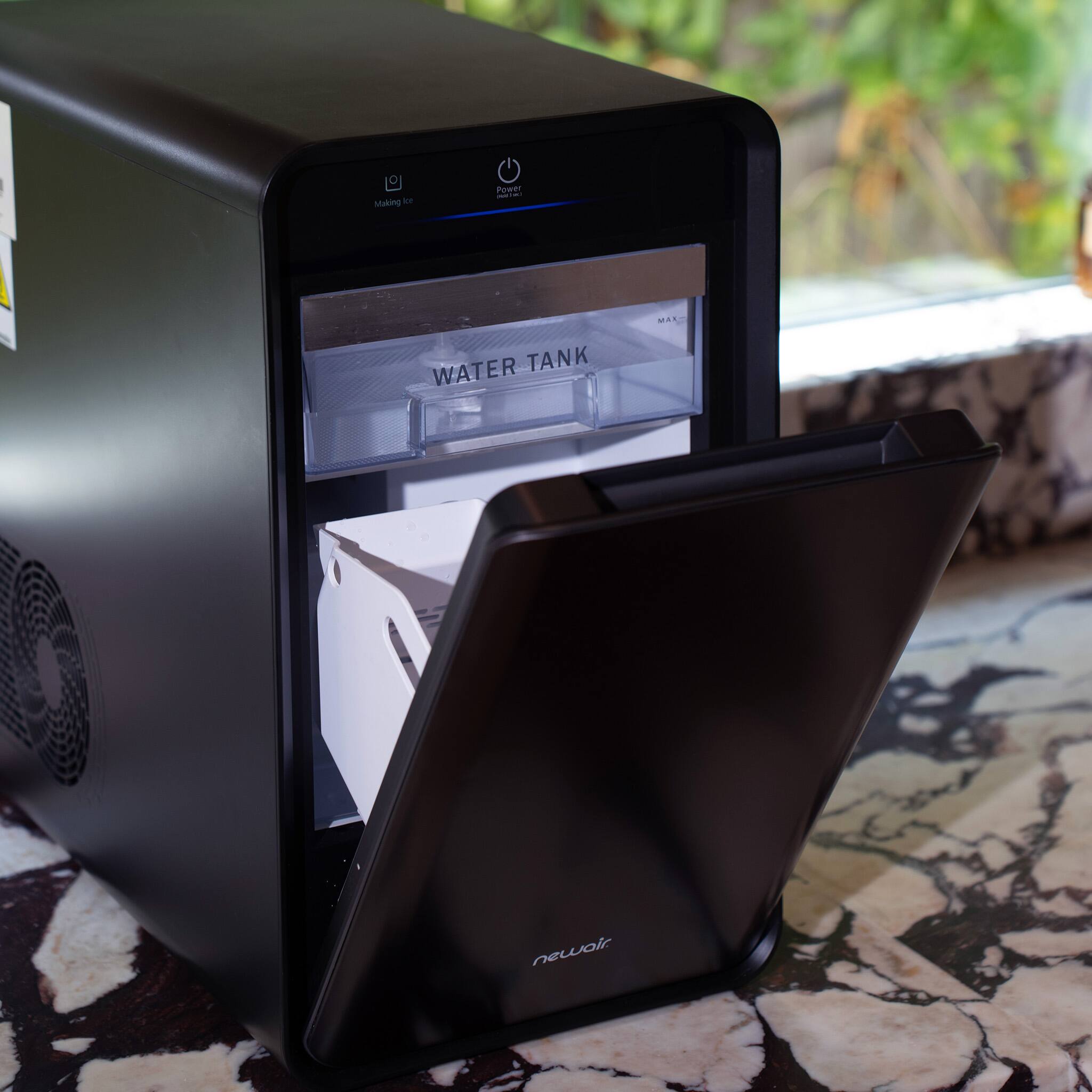 Staking - W - MAR Water Tank Newair