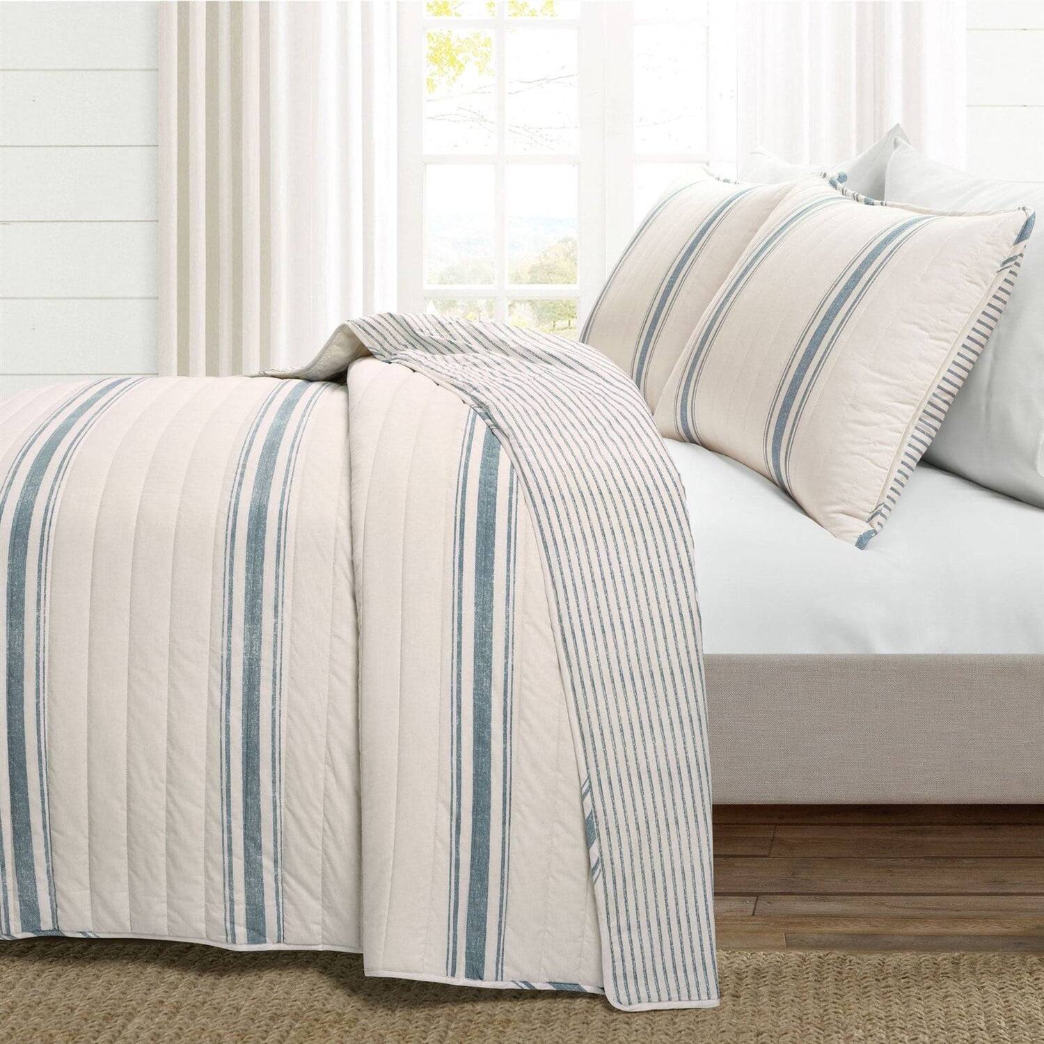 Angle. Hivvago - King size Blue Off-White Cream Stripe 3 Piece Reversible Cotton Quilt Set - Blue, Off-White, Cream.