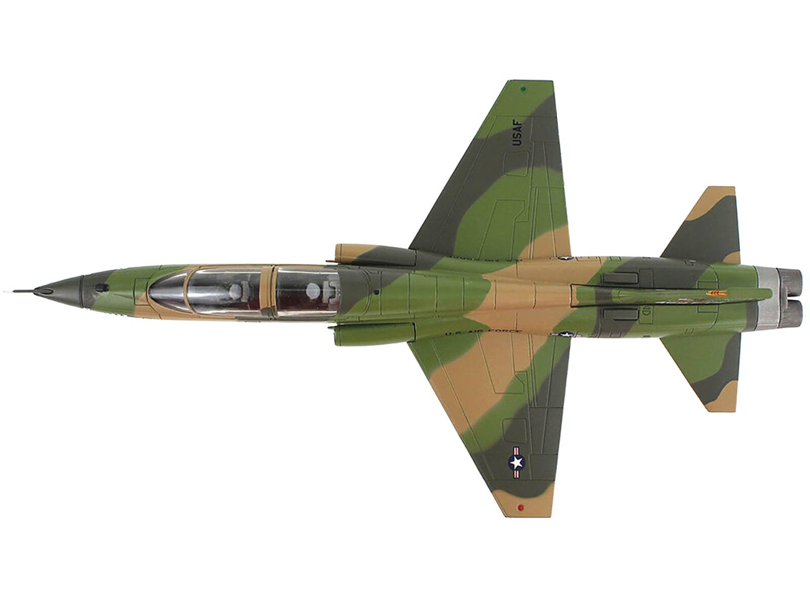 Back. Hobby Master - Northrop T-38C Talon Aircraft "66-4343 469th FTS Fort Worth Area" (2020) United States Air Force "Air Power Series" 1/72 - Green, Beige, Grey.