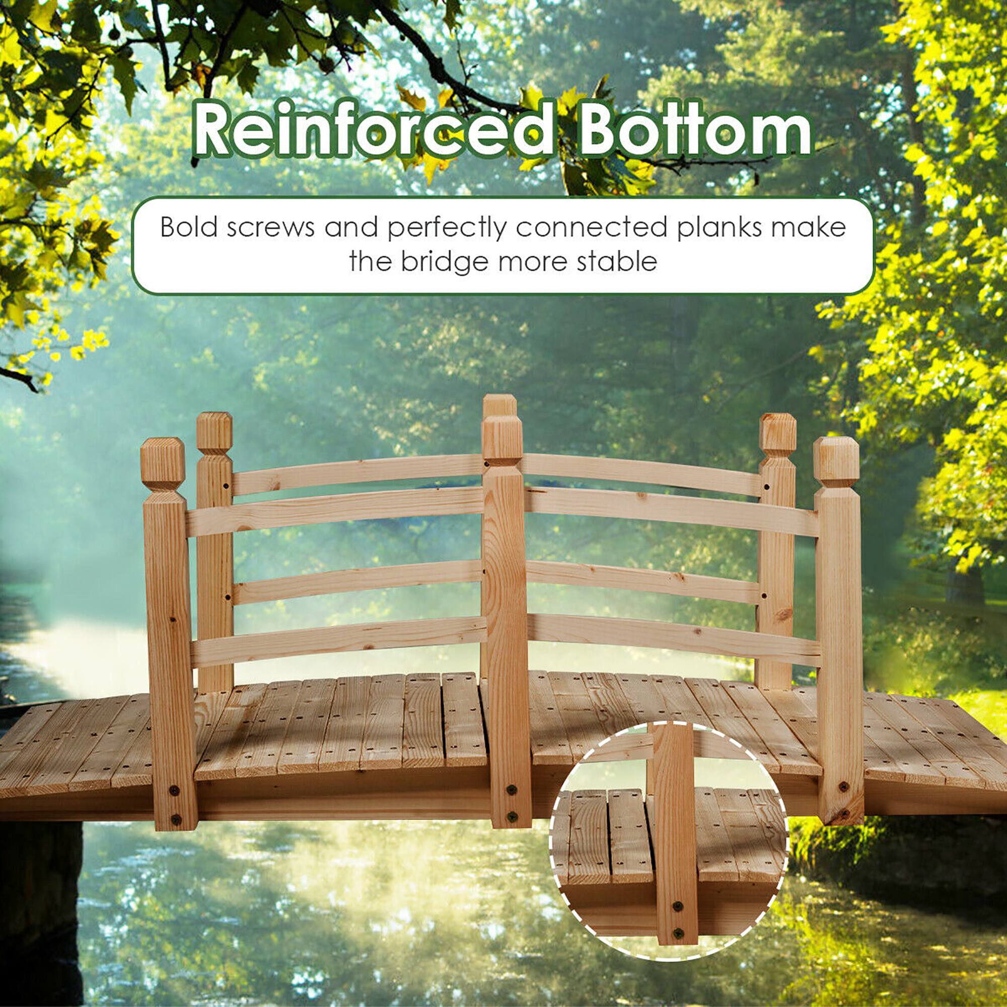 Reinforced Bottom: Bold screws and perfectly connected planks make the bridge more stable.