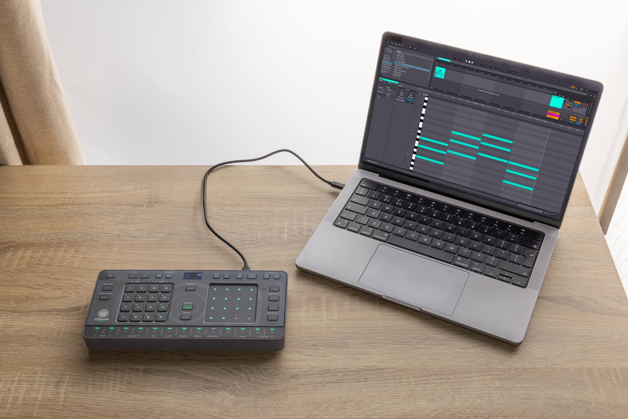 Alt View 2. Pioneer DJ - Chordcat 8-Track groovebox, Create Chord Combinations with Built-In Effects, Presets & Drum Kits, Portable Workstation - Gray.