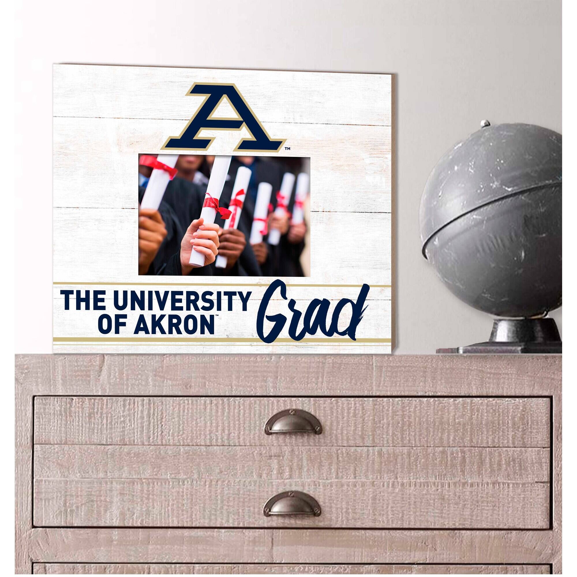 A F THE UNIVERSITY OF AKRON Grad