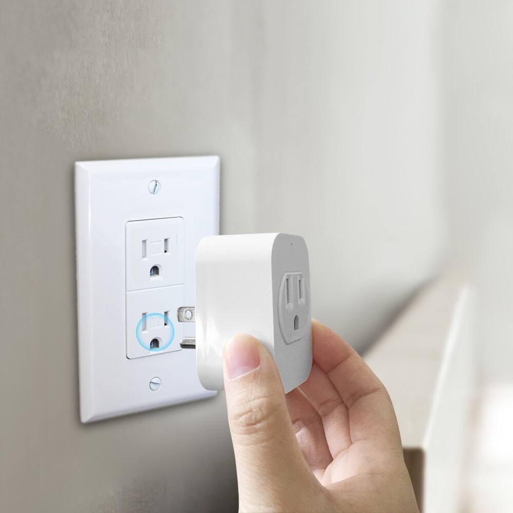 Angle. eco4life - Smart Single Wi-Fi Outlet Plug - WHITE.