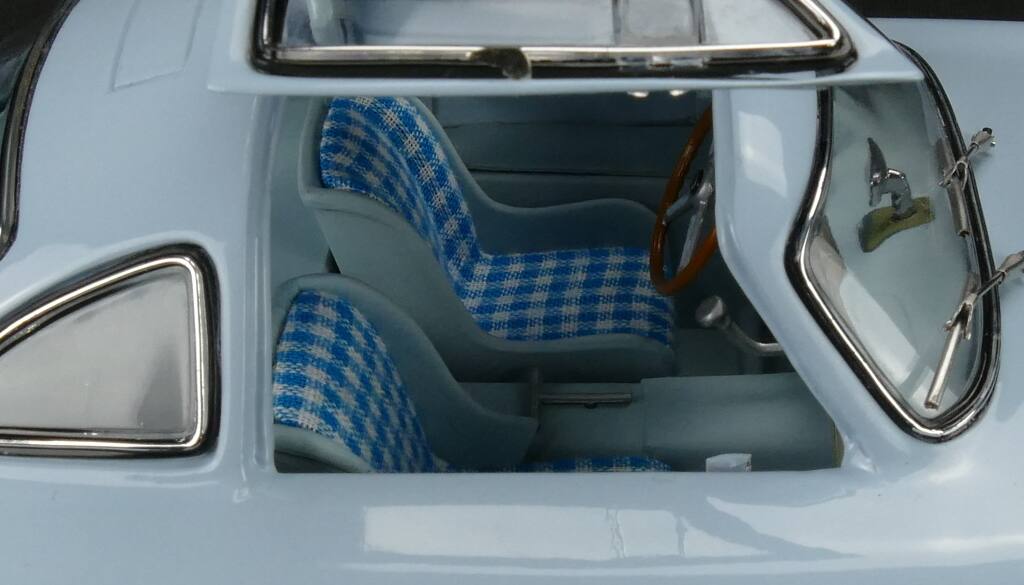 Alt View 2. CMC - Mercedes 300 SL #20 Blue Grand Prix of Bern 1952 Limited to 1500 pieces Worldwide 1/18 Diecast Model Car by CMC.