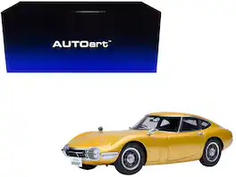 1967 Toyota 2000GT RHD (Right Hand Drive) 1/18 Model Car by Autoart - Gold Metallic