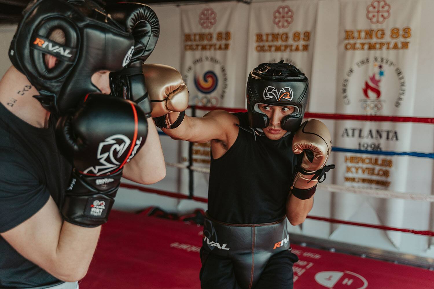 RIVAL  
RING 83  
OLYMPIAN  
ATLANTA 1996  
HERCULES KYVELOIS