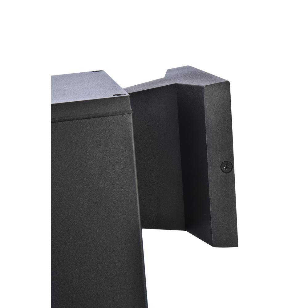 Back. Living District - Raine Outdoor Wall in black - Black.