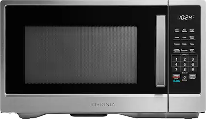 Ou 10:24 Time Cook Time Defrost Weight Defrost Power Clock Kitchen Timer Popcorn Potato Pizza Frozen Dinner Vegetable Beverage Plate P R 1 2 4 5 7 8 On on Stop Cancel 0 Power Memory e Saving 3 6 9 Start +30 Sec. INSIGNIA
