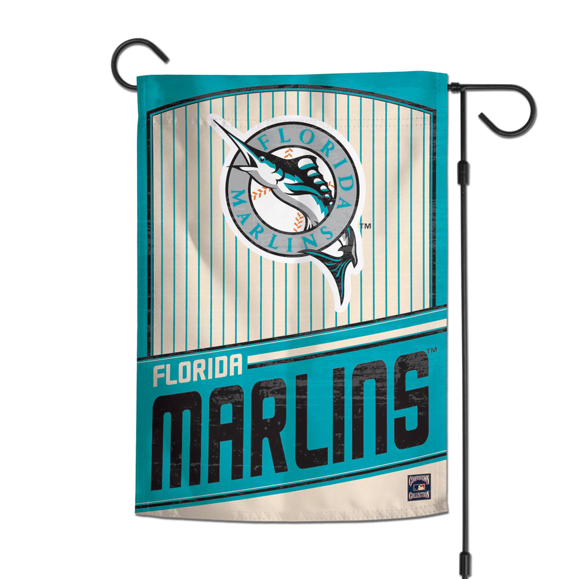 C M >7 VARLIA TM TM FLORIDA MARLINS Cm CHLINTRON 9

Corrected text:
C M >7 VARLIA TM TM FLORIDA MARLINS Cm CHLINTRON 9

The text appears to be a mix of unrelated elements. Here is a possible correction based on the image:

FLORIDA MARLINS