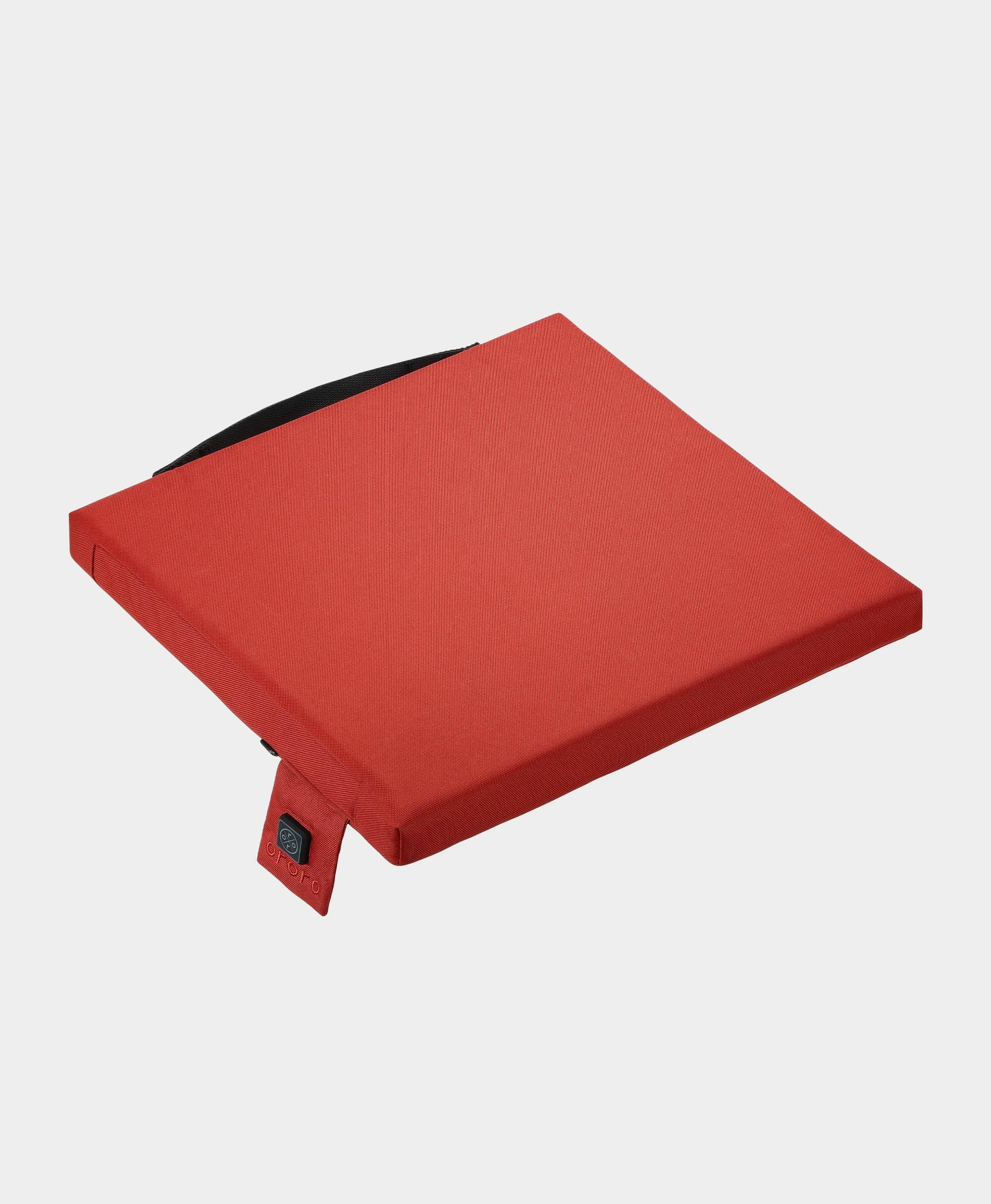 Angle. ororo - Endzone Heated Seat Cushion - Red.