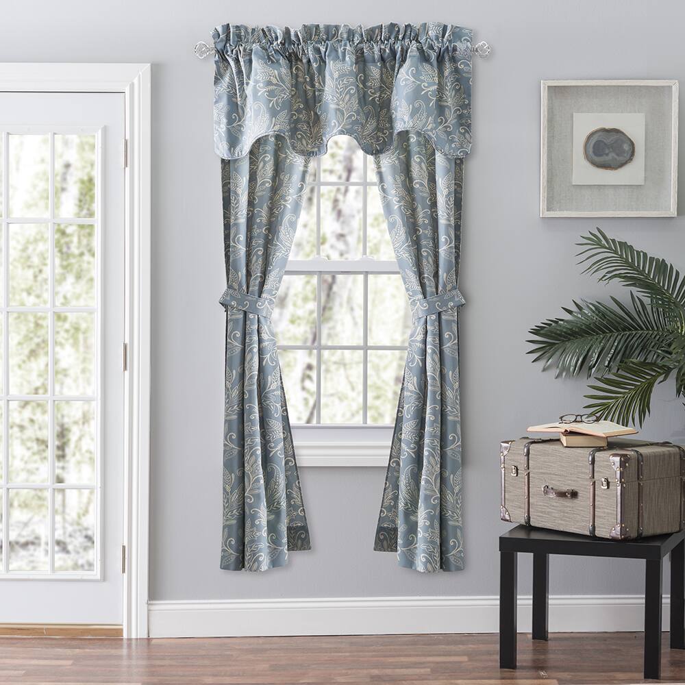 Angle. Ellis Curtain - Ellis Curtain Lexington Leaf Pattern on Colored Ground Scallop Valance 58"x15" Blue - Blue.