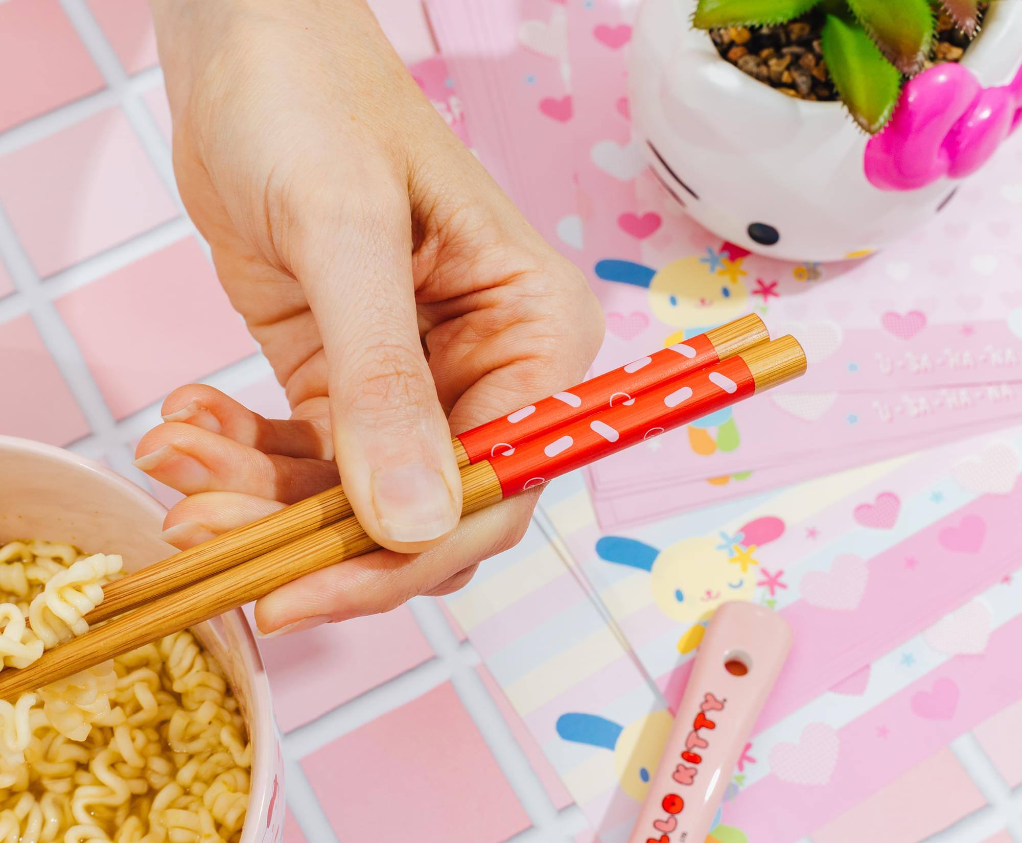 U-34-HARA KITTY

U-SACHA-NA
U-SACHA-NA

KIKO KIKO