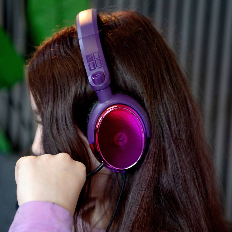 Alt View 7. 4Gamers - C6-100 Headset STRIKE - Red & Purple - PS4, PS5, Xbox One, Series S/X, Switch - C6-100-SRP-4G - Red.