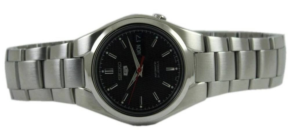 SEIKO  
5  
AUTOMATIC  
JEWELS  
MON 17