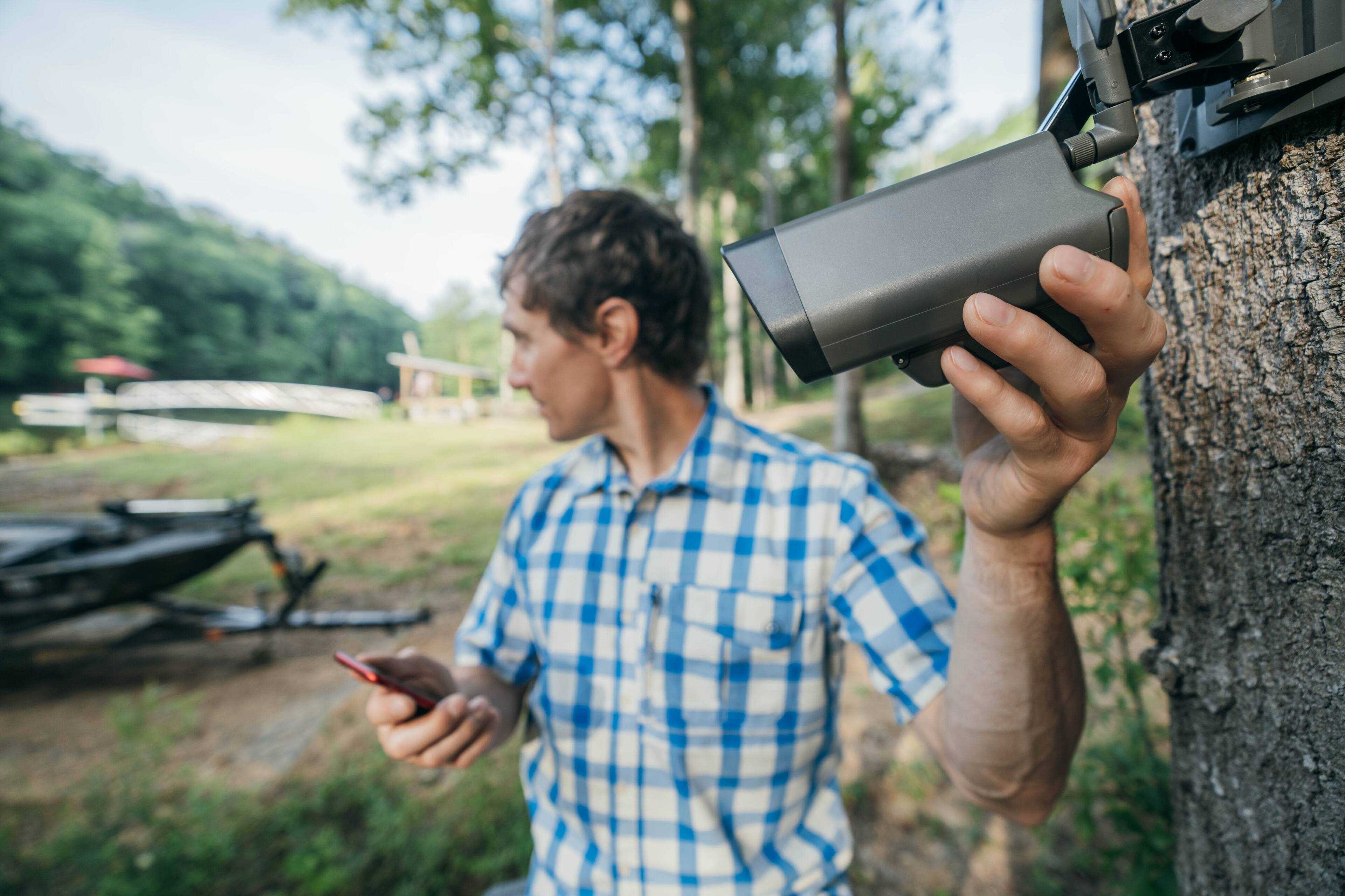 Alt View 2. Tactacam - Defend by Tactacam Cellular Security Camera - Graphite.