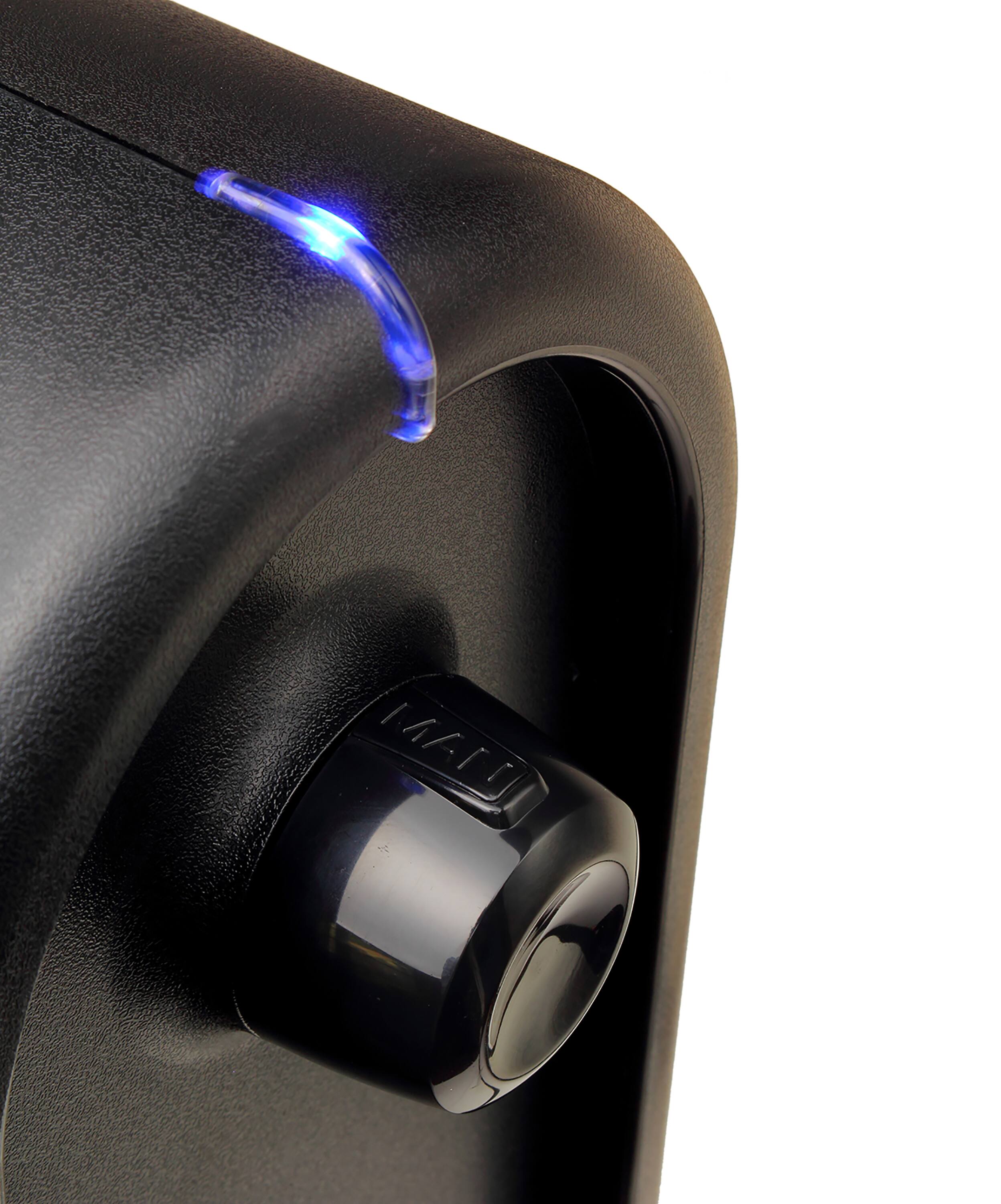 Left. EyeVac - Professional Touchless Vacuum - Tuxedo Black.