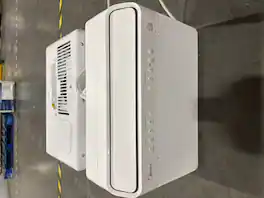 Midea - Refurbished Excellent - 12,000 BTU 115 -Volts Window Air Conditioner MAW12V1QWT - White