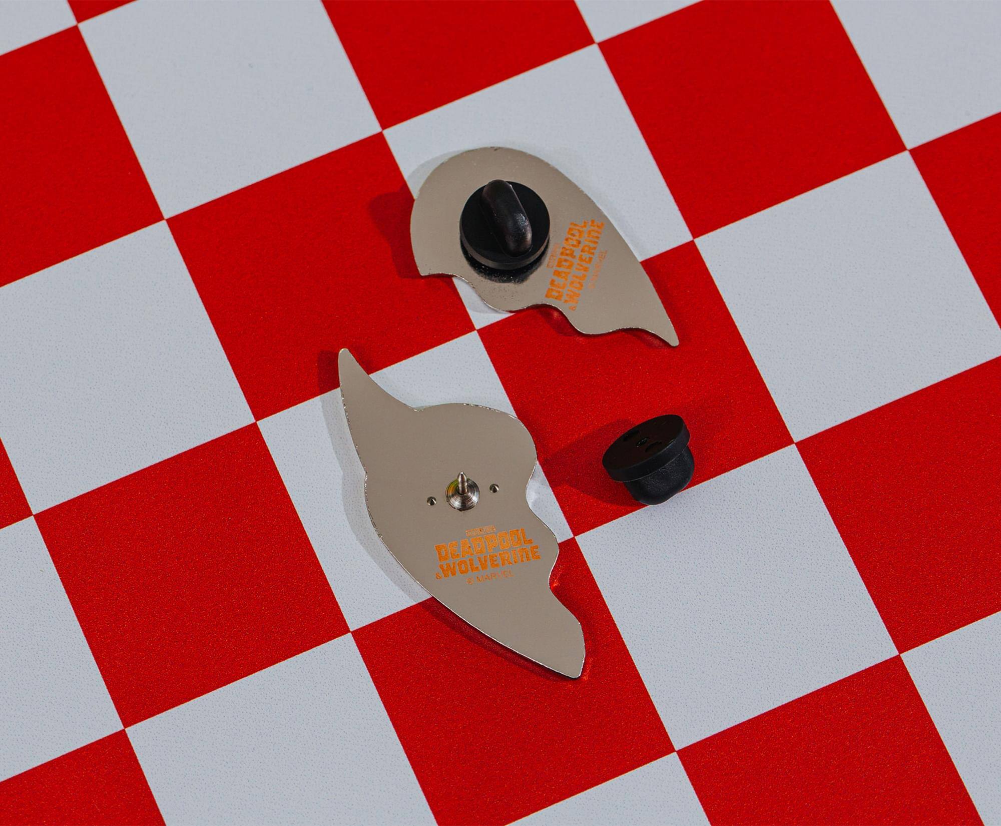 DEADPOOL WOLVERINE e MARVEL