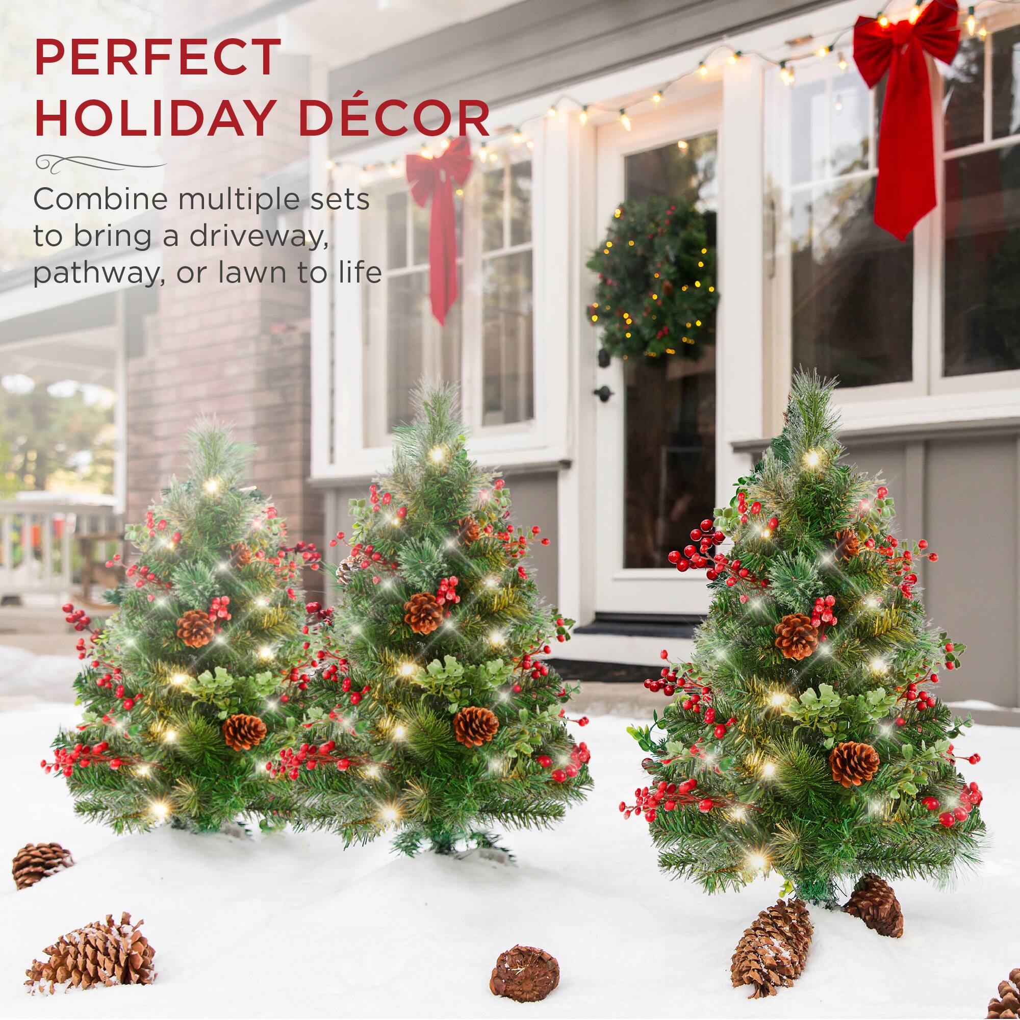PERFECT HOLIDAY DÉCOR  
Combine multiple sets to bring a driveway, pathway, or lawn to life