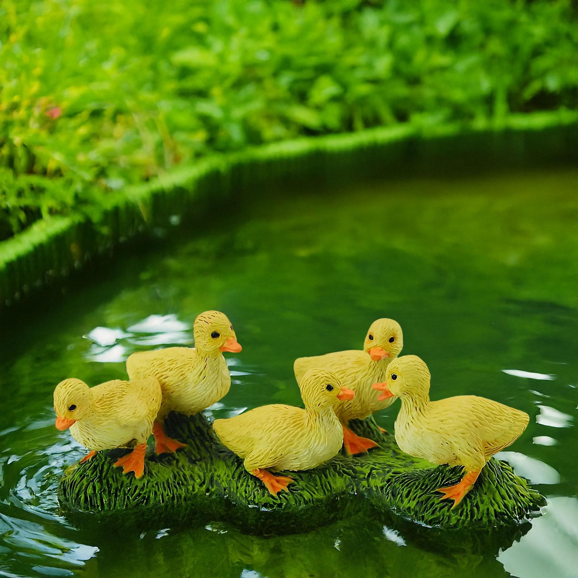 Alt View 10. Breyer - CollectA Farm Life Collection Miniature Figure | Ducklings - Yellow.