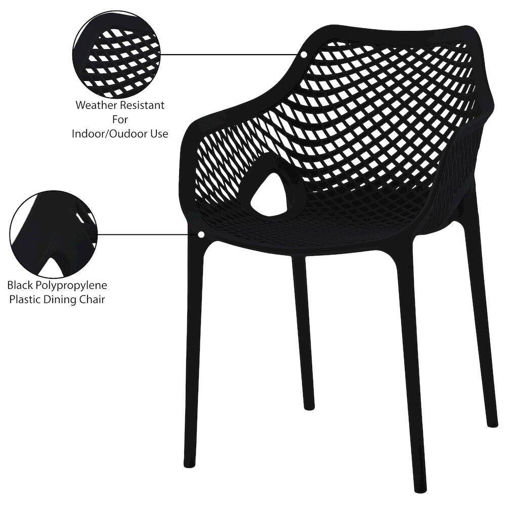 Weather Resistant  
For Indoor/Outdoor Use  

Black Polypropylene Plastic Dining Chair