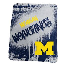 Logo Brands - Michigan Wolverines 50" x 60" Classic Graffiti Fleece Throw Blanket - Navy