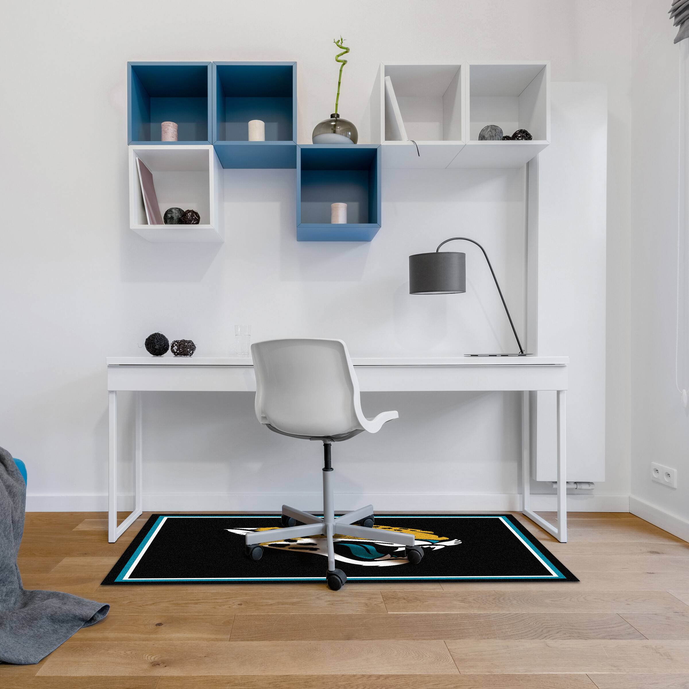 Alt View 2. Imperial - 2'8" x 3'10" Area Rug - Multicolor.