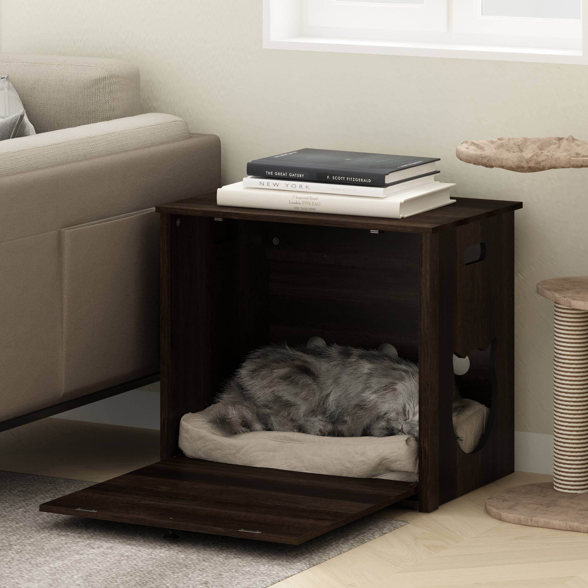 The Great Gatsby  
F. Scott Fitzgerald  
New York