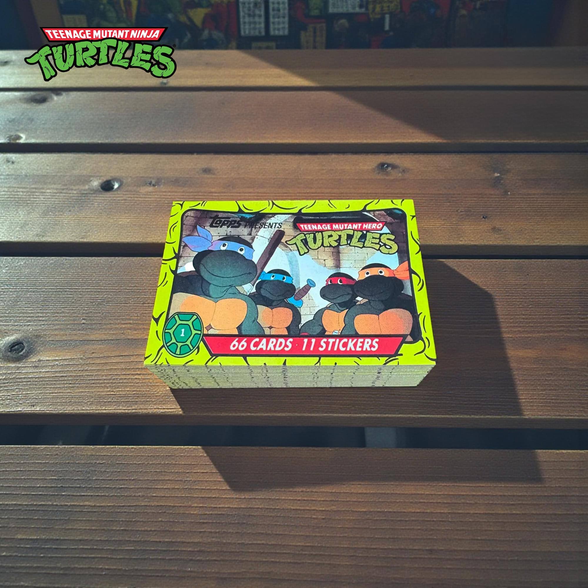 TEENAGE MUTANT NINJA TURTLES BPPs A PRESENTS TEENAGE MUTANT HERO TURTLES 1 66 CARDS 11 STICKERS