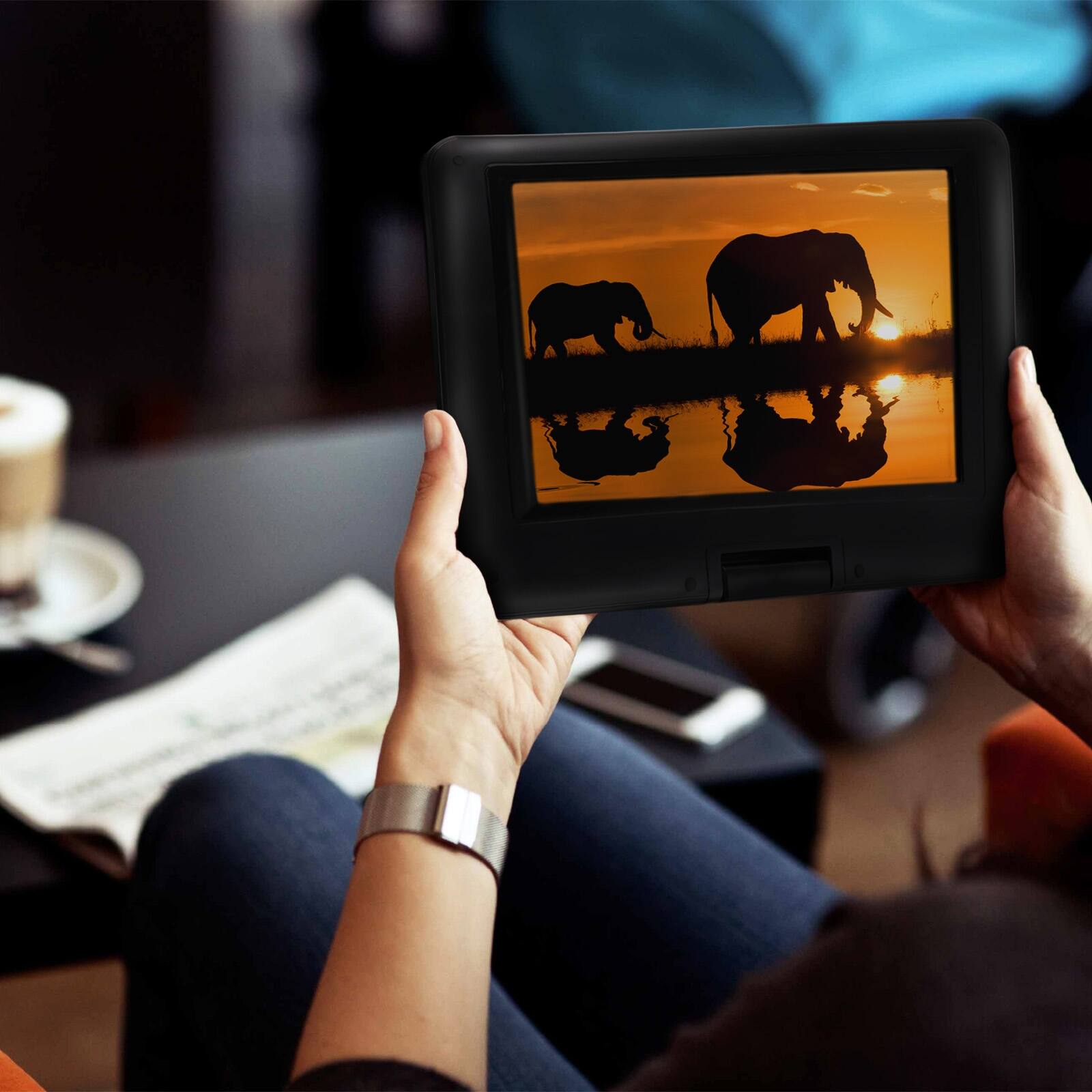 Alt View 5. Trexonic - Trexonic 14.1 Inch Portable DVD Player with Swivel TFT-LCD Screen and USB,SD,AV Inputs - Black.