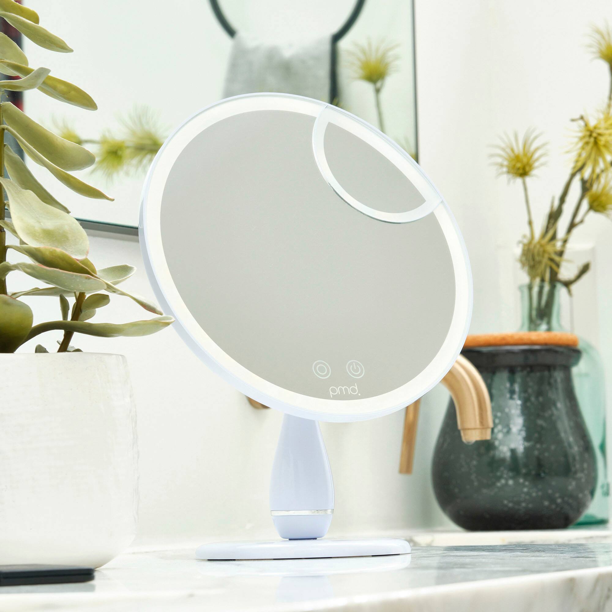 Alt View 15. PMD Beauty - Reflect Pro Mirror - White.