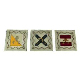 Things2Die4 - Set of 3 Rustic Coastal Nautical Flag Wooden Wall Hangings - Multicolored