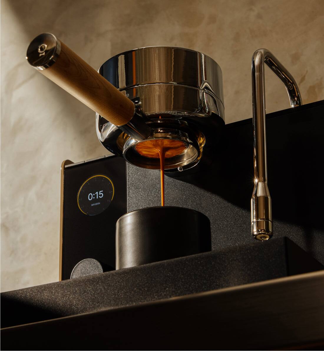 Alt View 2. Fellow - Fellow Espresso Series 1 Black - Black.