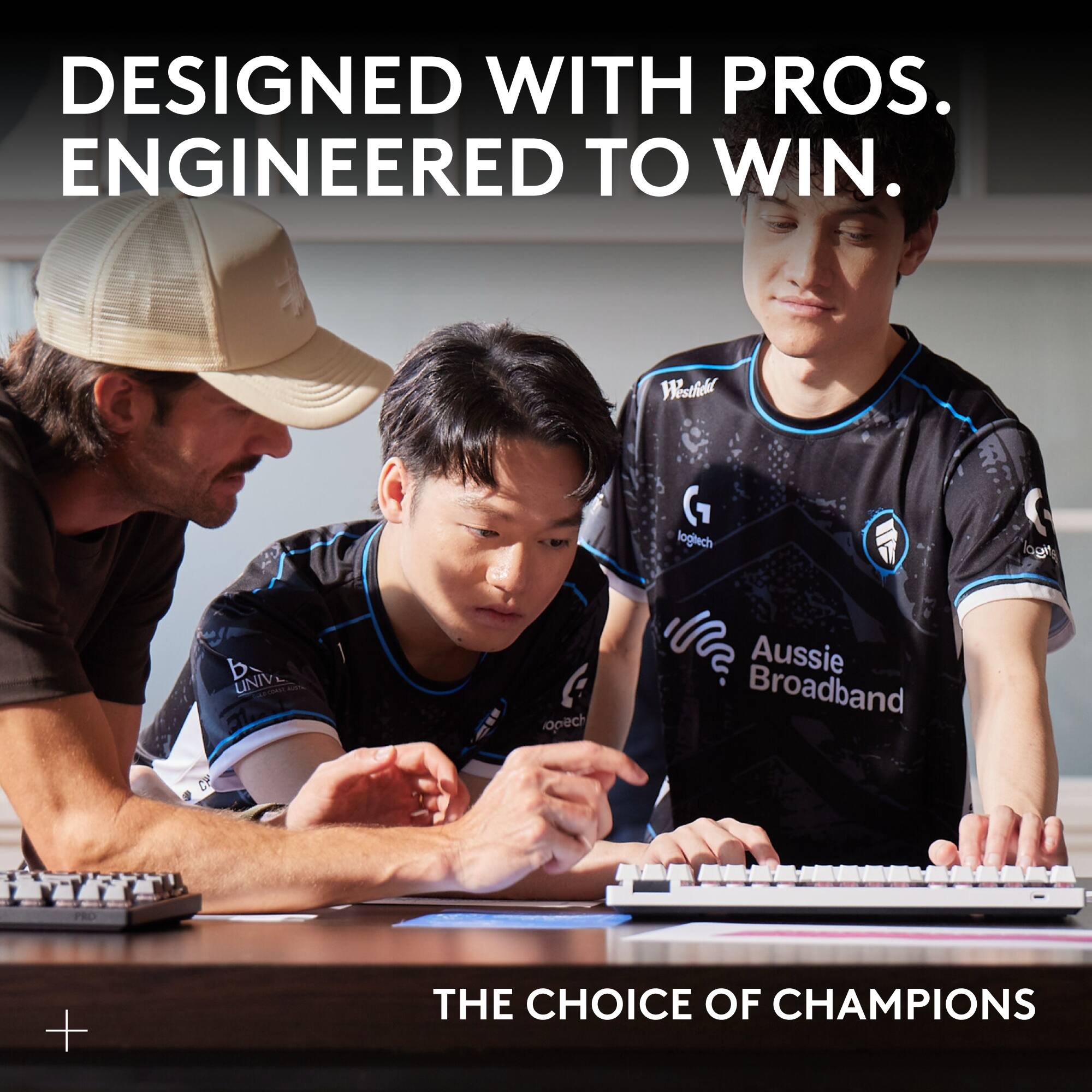 DESIGNED WITH PROS.  
ENGINEERED TO WIN.  

THE CHOICE OF CHAMPIONS