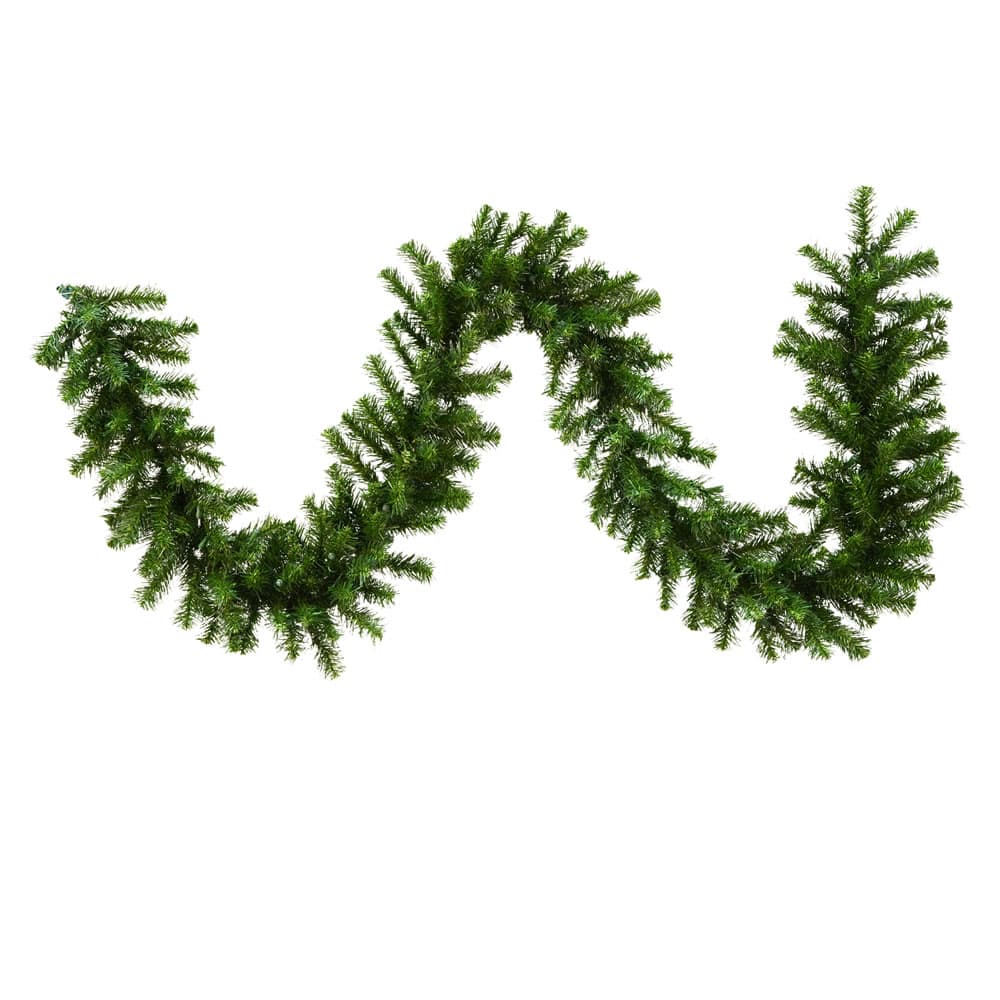 Vickerman - 9' X 10" Douglas Fir Garland 220 Tips - Green