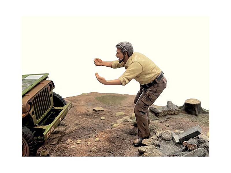 Angle. American Diorama - "4X4 Mechanic" Figure 6 for 1/18 Scale Models by American Diorama - Multi.