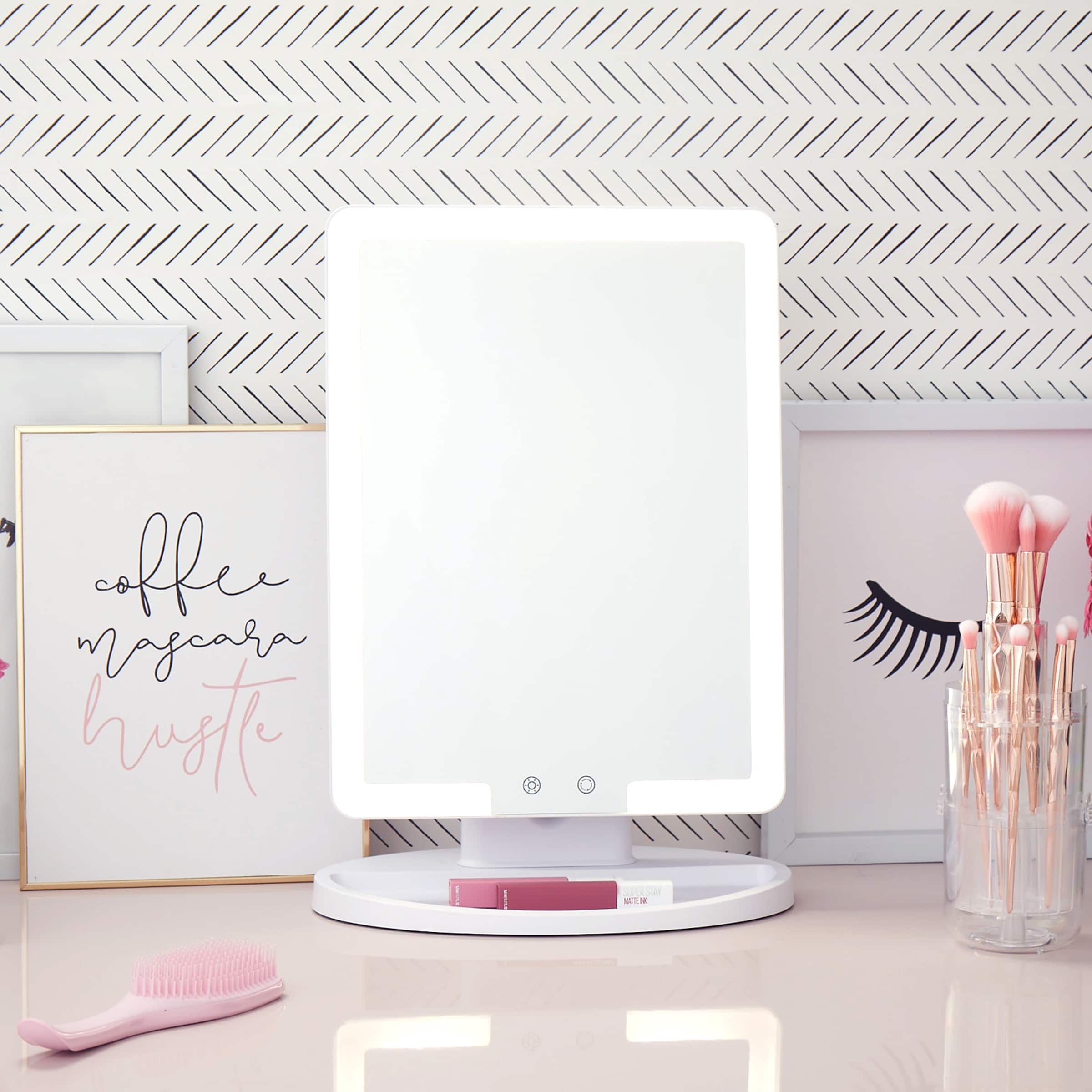 Glo Tech Ultimate Beauty Set 2024 9 Bulb Led Hollywood Mirror w/ Brush Set & Compact