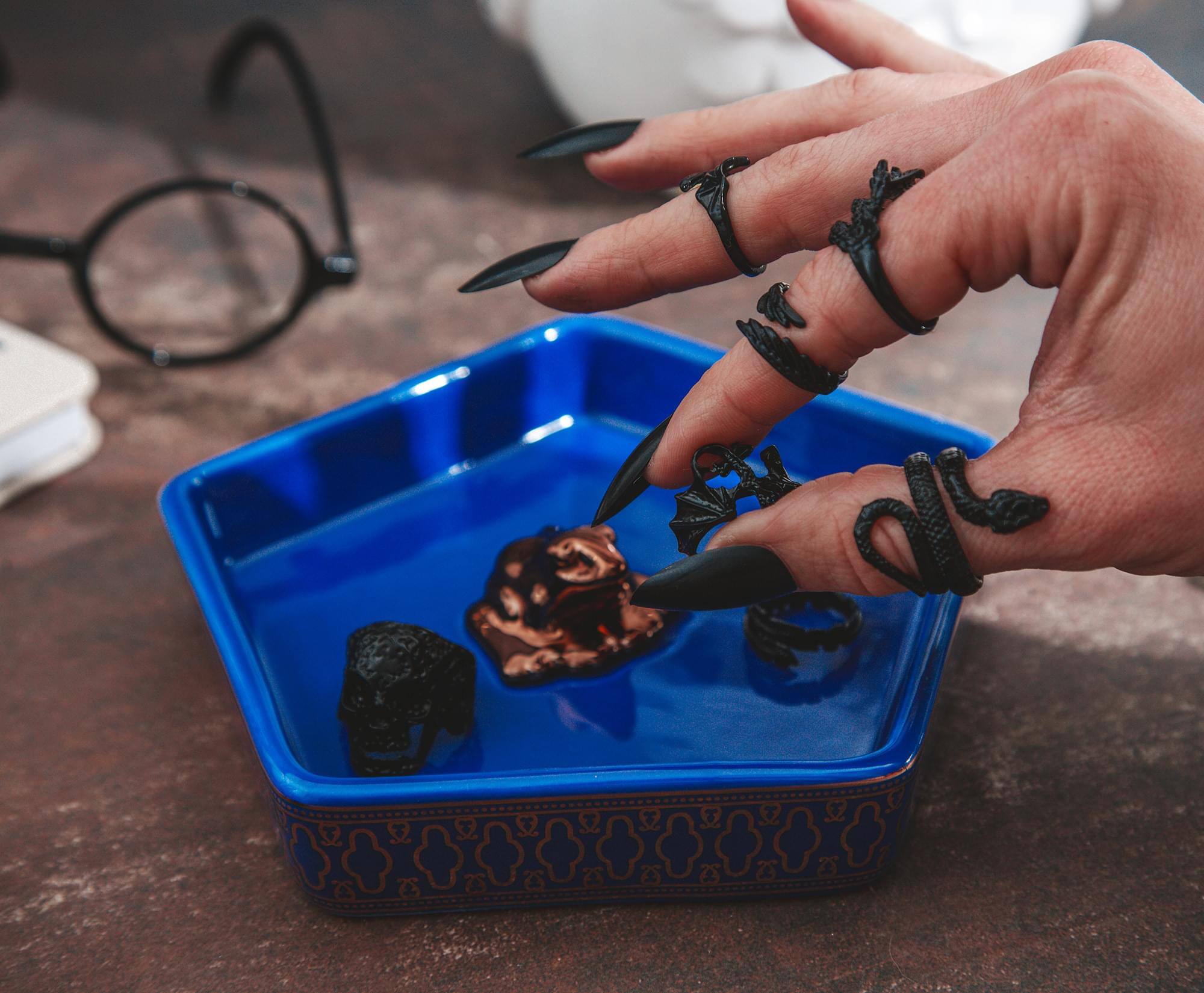 Alt View 5. Ukonic - Harry Potter Chocolate Frog Ceramic Trinket Tray Dish - Blue.