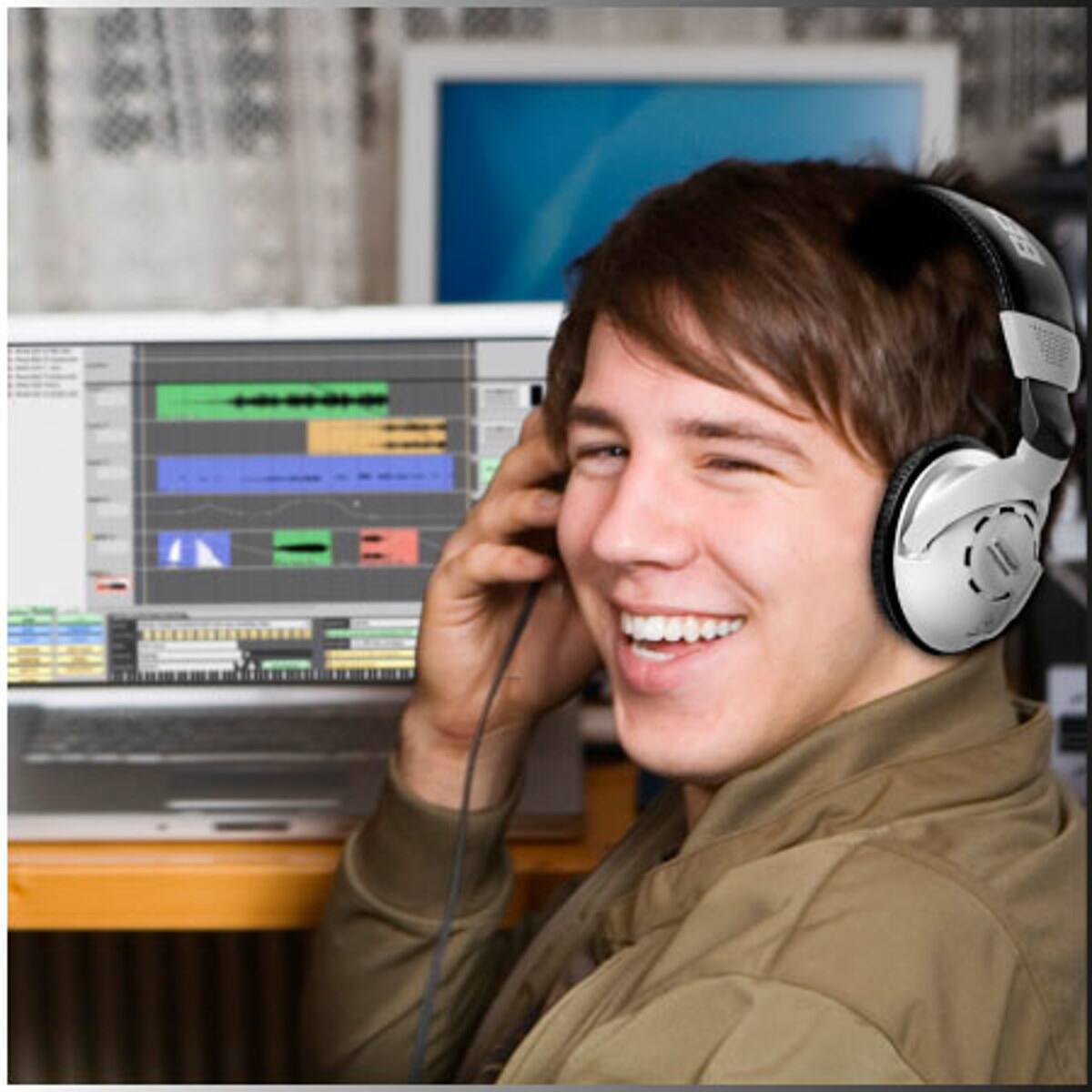 Alt View 2. Behringer - Behringer 10 Pack HPS3000 High-Performance Studio Headphones.