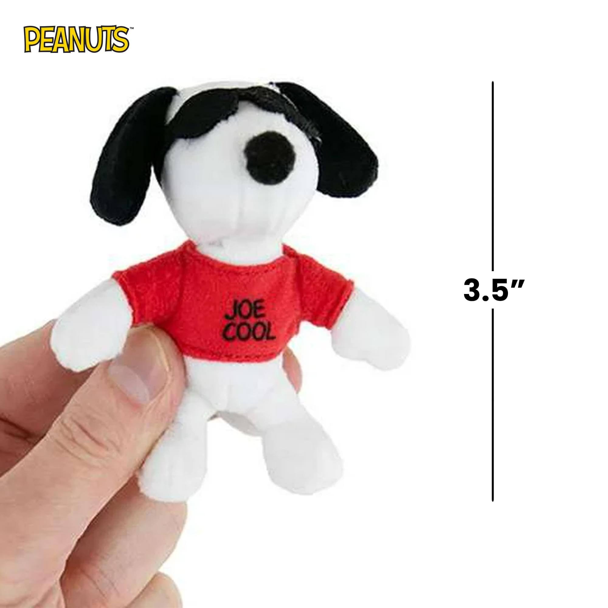 PEANUTS  
JOE COOL  
3.5"
