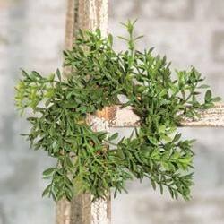 Angle. BreeBe - New England Boxwood Candle Ring 2"/6" - Green.