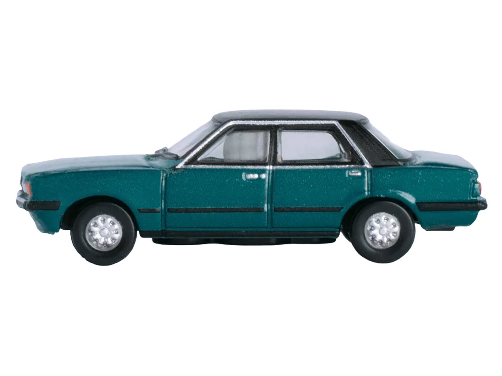 Angle. Oxford Diecast - Ford Cortina Mk5 RHD (Right Hand Drive) Cosmos Blue Metallic with Black Top 1/148 (N) Scale - Blue, Black.