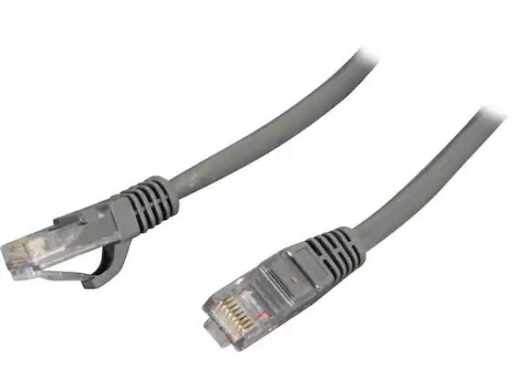 Front. Cables to Go - C2G 15211 Cat5e Cable - Snagless Unshielded Ethernet Network Patch Cable, Gray (25 Feet, 7.62 Meters).