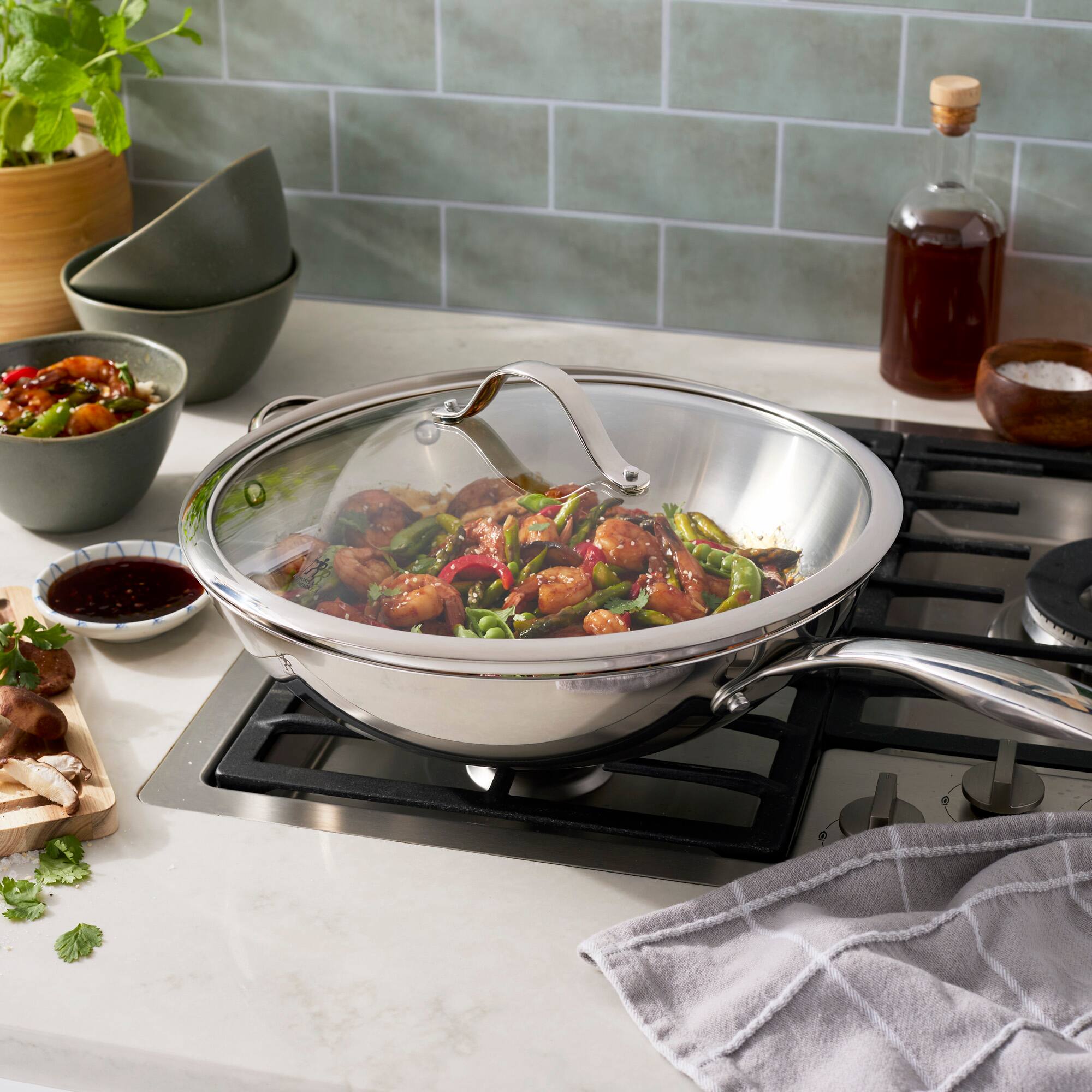 Alt View 1. Henckels - Henckels Aragon 12.5-inch Stainless Steel Wok with Lid - Stainless Steel.