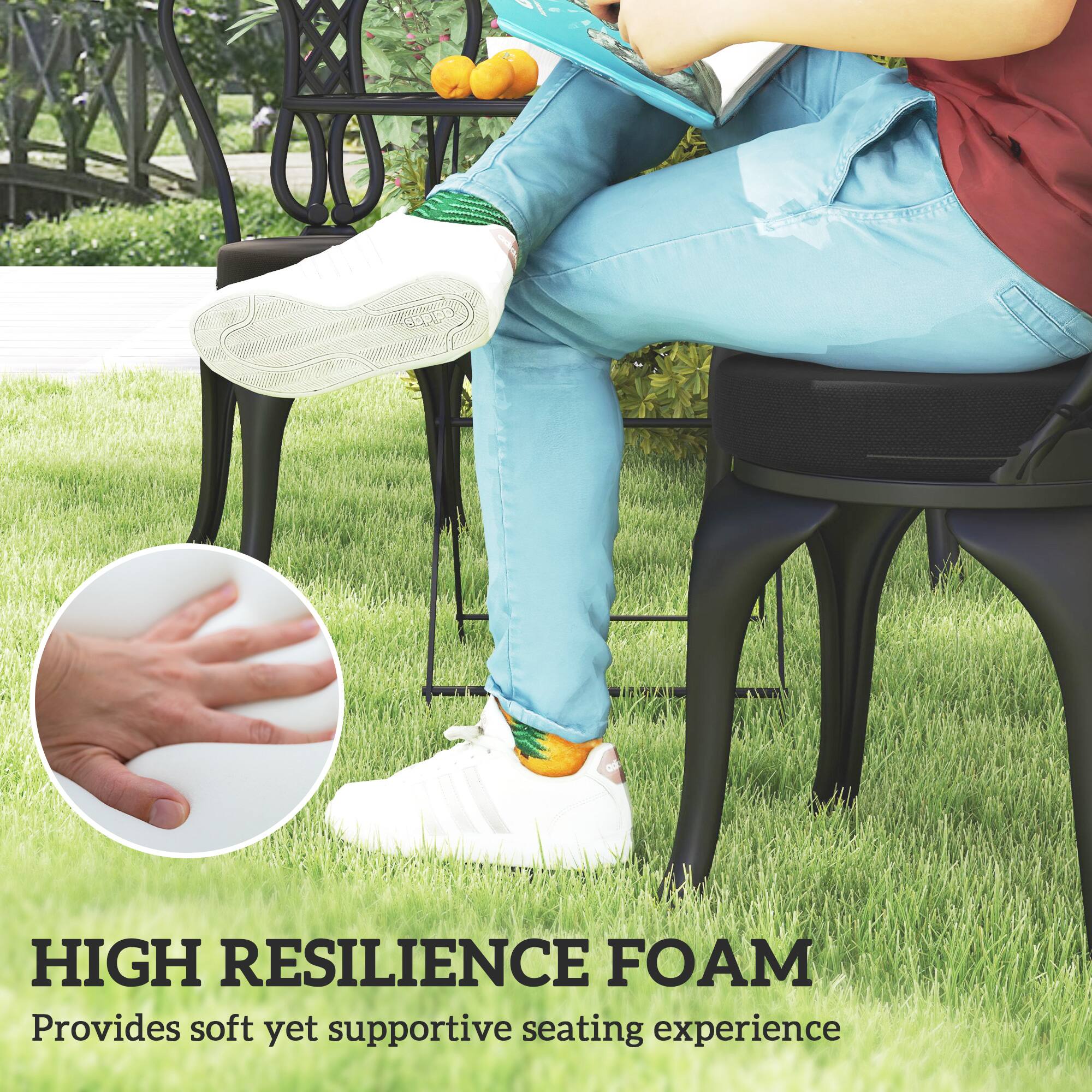 HIGH RESILIENCE FOAM
Provides soft yet supportive seating experience