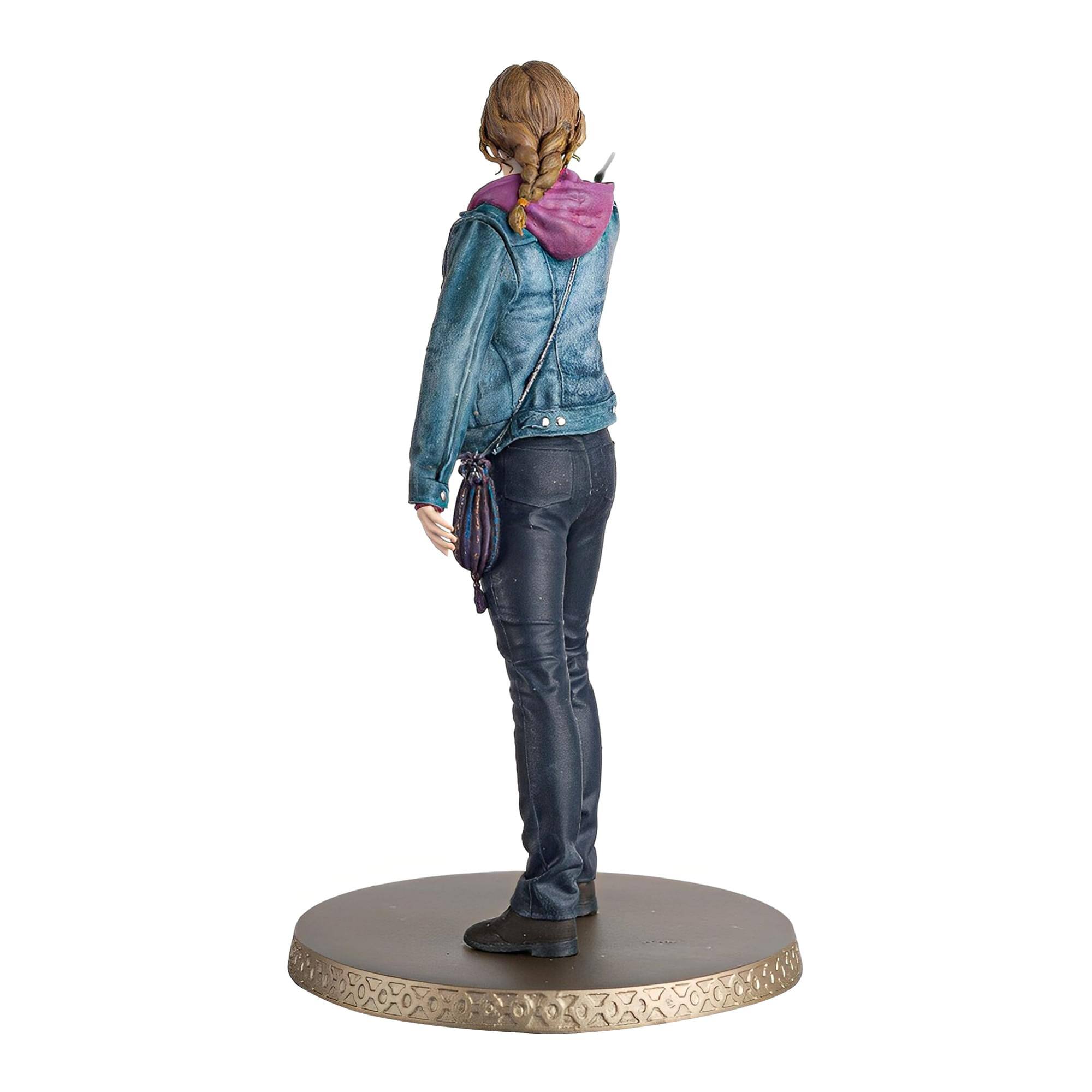 Alt View 2. Harry Potter - Eaglemoss Harry Potter Wizarding World 1:16 Figure | 039 Older Hermione - Blue.