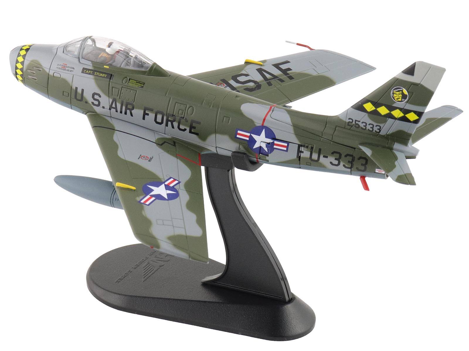CAPT. STUART  
OFFER  
ISAF  
U.S. AIR FORCE  
25333  
FU-333
