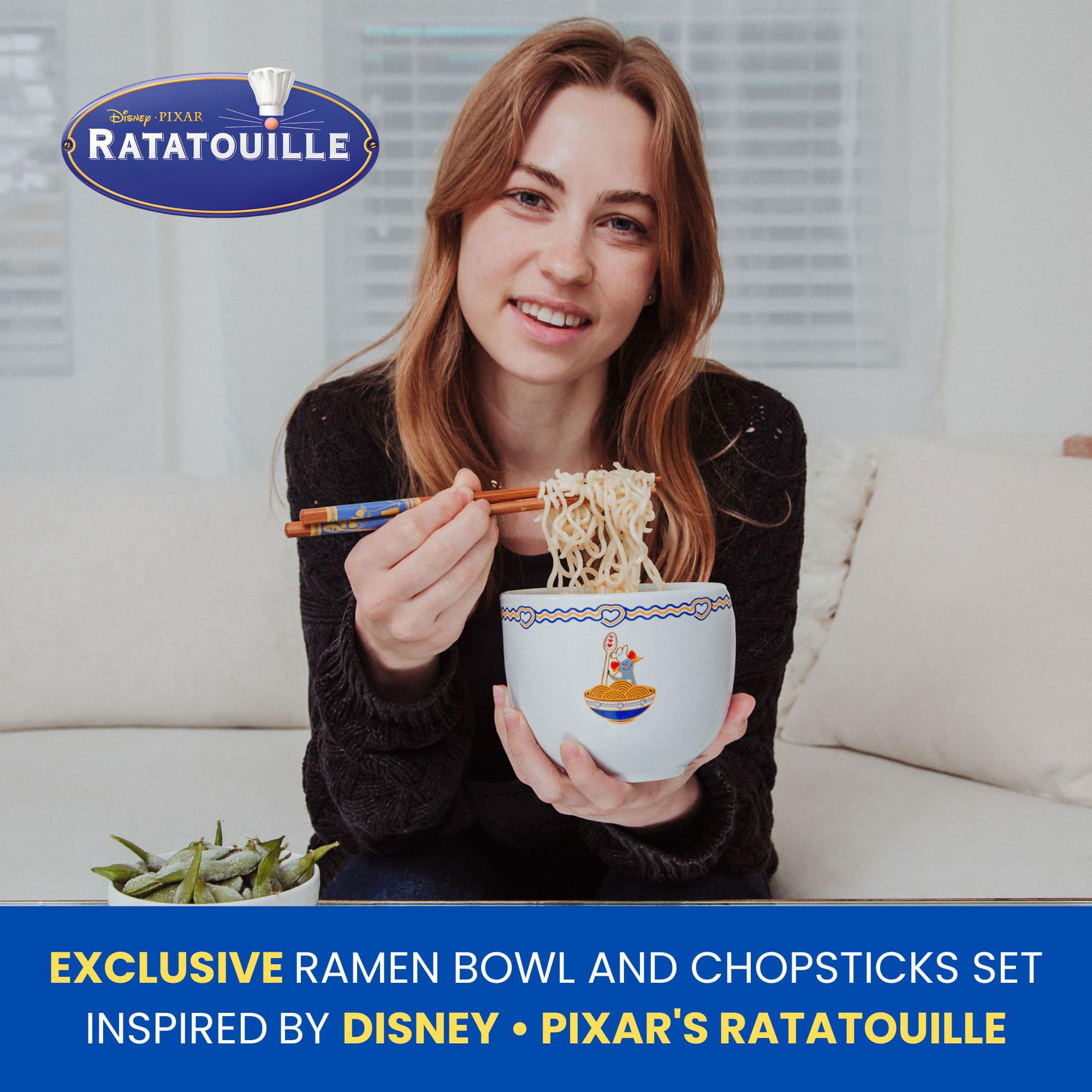 Disney PIXAR RATATOUILLE

EXCLUSIVE RAMEN BOWL AND CHOPSTICKS SET  
INSPIRED BY DISNEY • PIXAR'S RATATOUILLE
